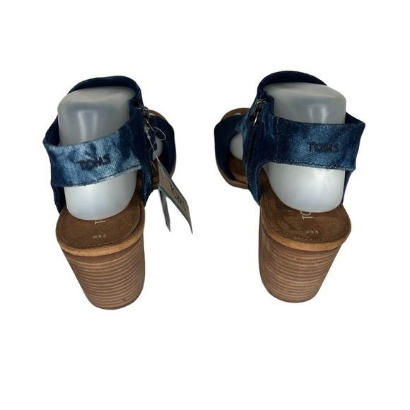 Toms Eliana Navy Cutout Block Heel Sandal - Picture 7 of 11